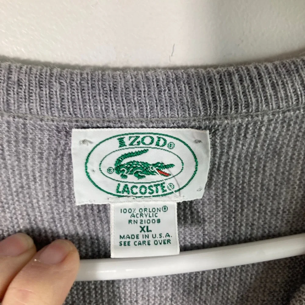 IZOD Lacoste V Neck Sweater Mens‎ XL Gray Pullover Long Sleeve Acrylic